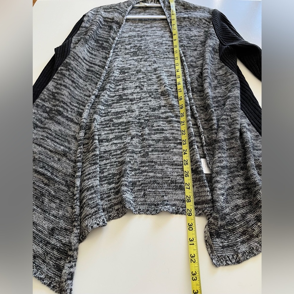 Eileen Fisher Linen Cardigan Size Large - Picture 8 of 8